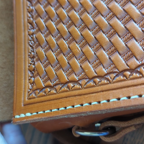 Custom made leather purse - Picture 9 of 9